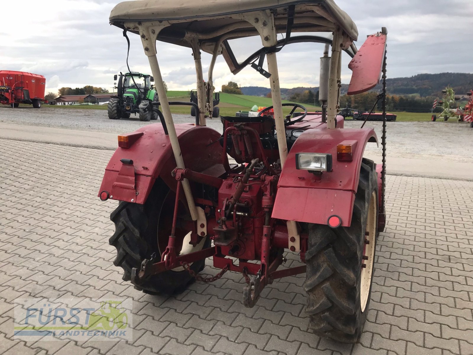 Traktor typu IHC 323, Gebrauchtmaschine v Perlesreut (Obrázek 5)