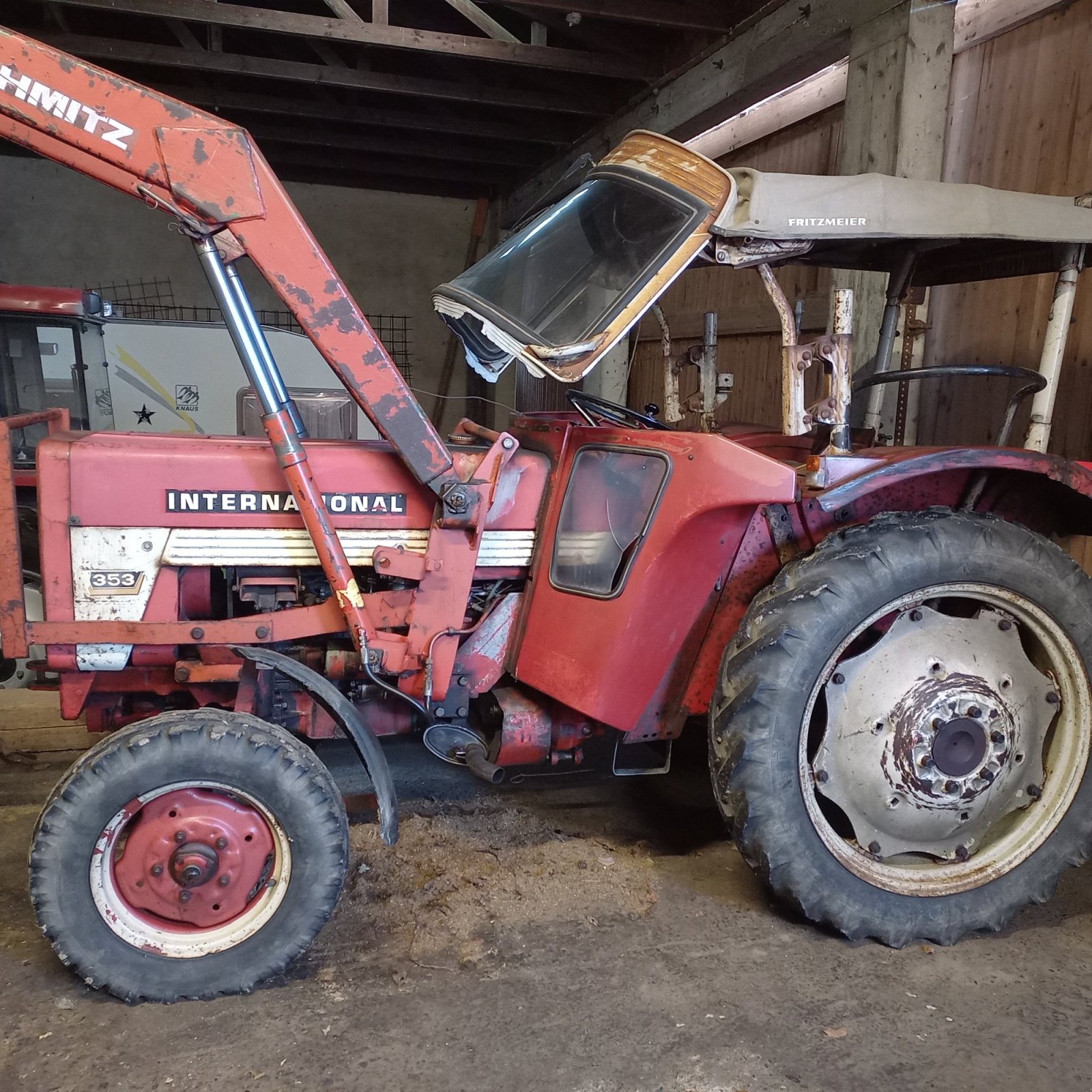 Traktor типа IHC 353, Gebrauchtmaschine в Unterstadion (Фотография 1)