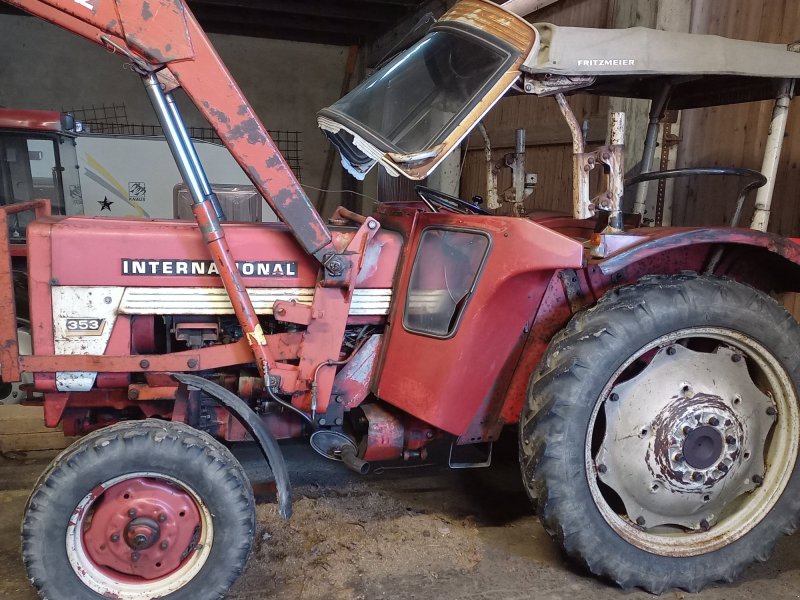 Traktor от тип IHC 353, Gebrauchtmaschine в Unterstadion (Снимка 1)
