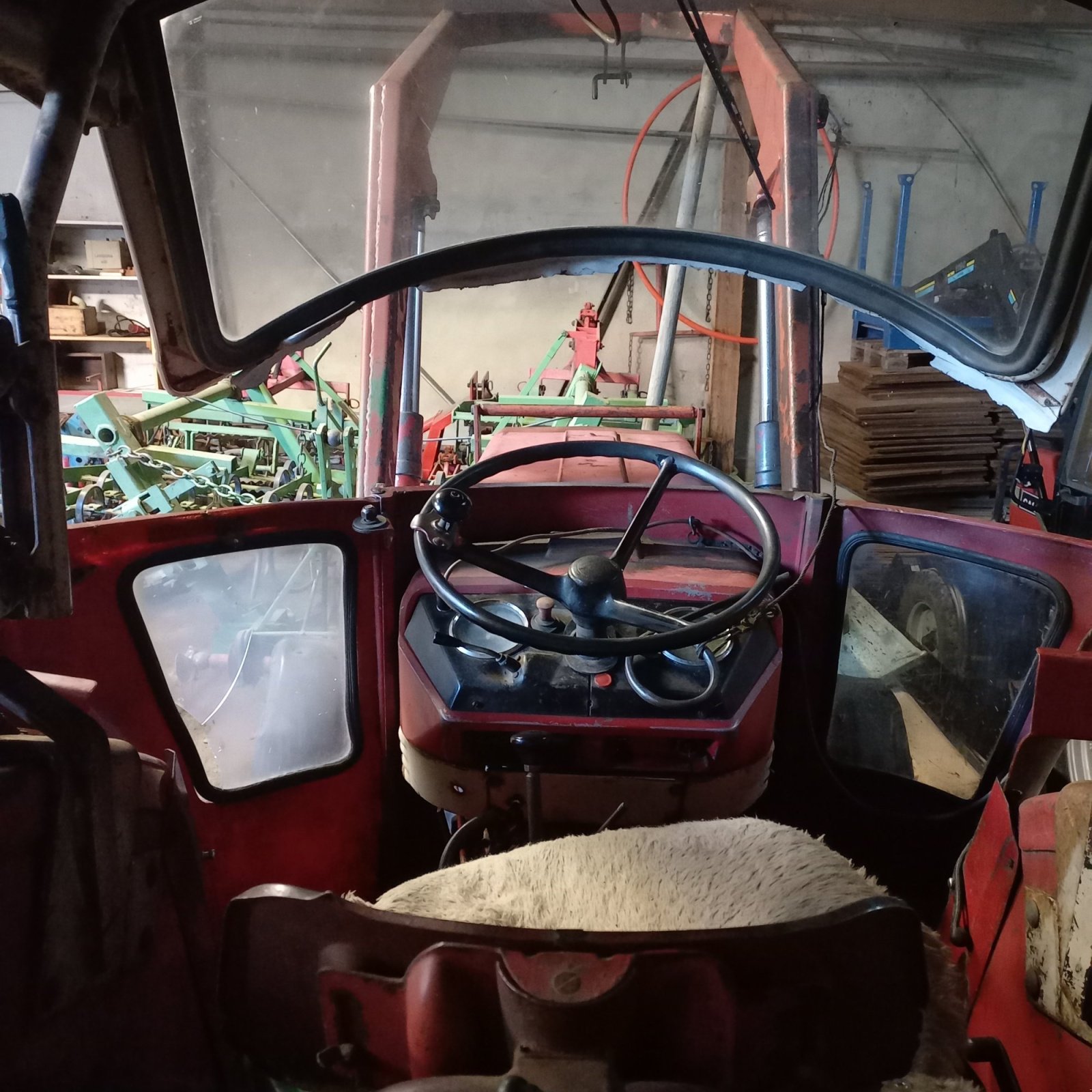 Traktor типа IHC 353, Gebrauchtmaschine в Unterstadion (Фотография 3)