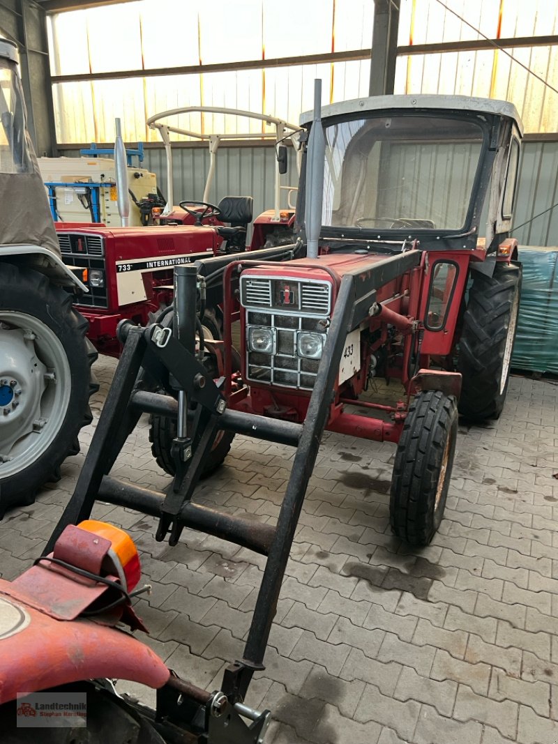 Traktor of the type IHC 433 mit Frontlader, Gebrauchtmaschine in Marl (Picture 4)
