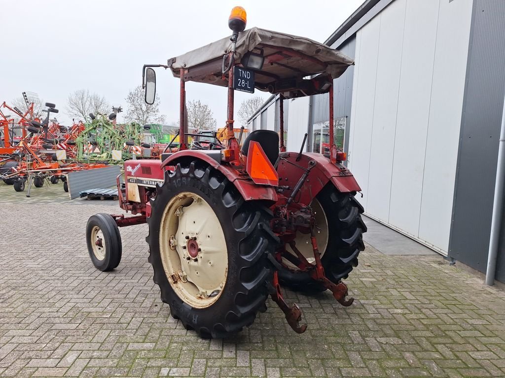 Traktor от тип IHC 433, Gebrauchtmaschine в MARIENHEEM (Снимка 4)