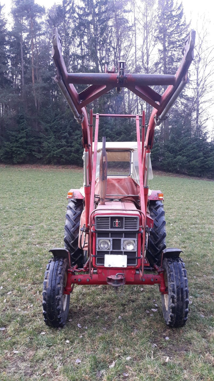 Traktor des Typs IHC 433, Gebrauchtmaschine in Wolnzach (Bild 4)