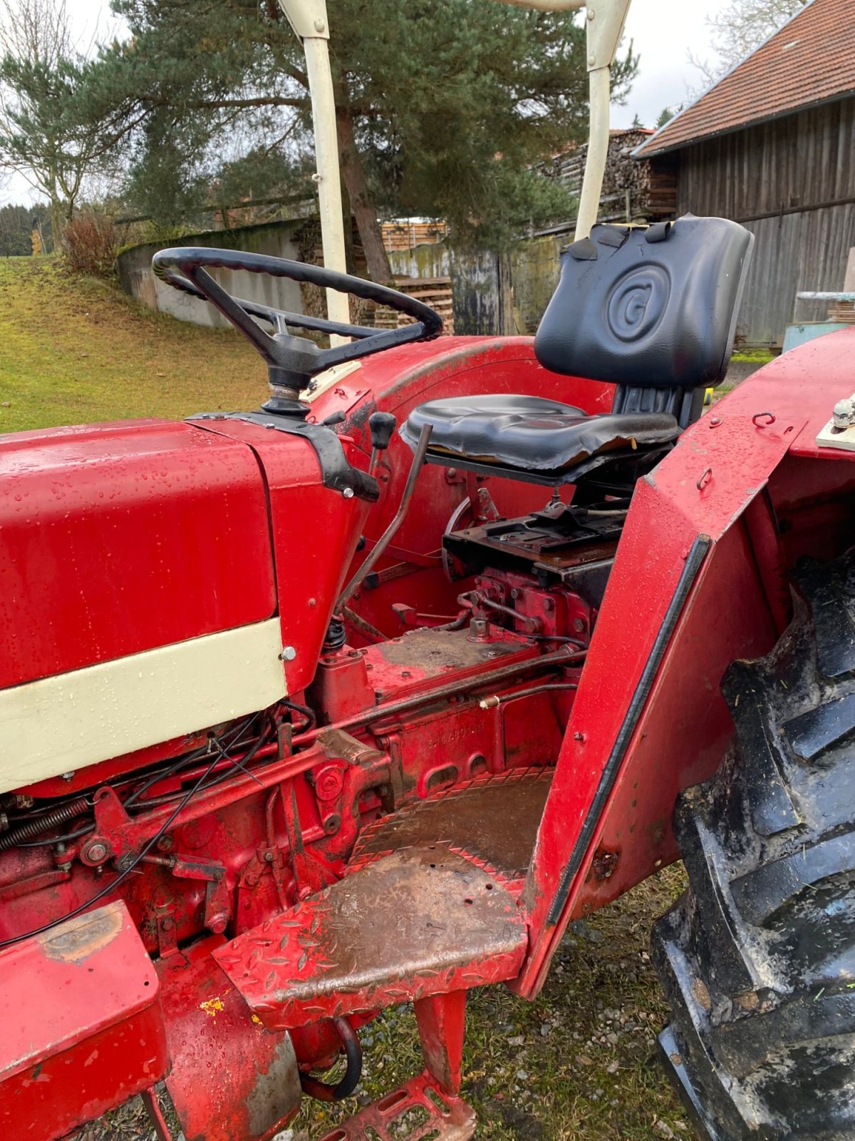 Traktor des Typs IHC 433, Gebrauchtmaschine in Pemfling (Bild 7)
