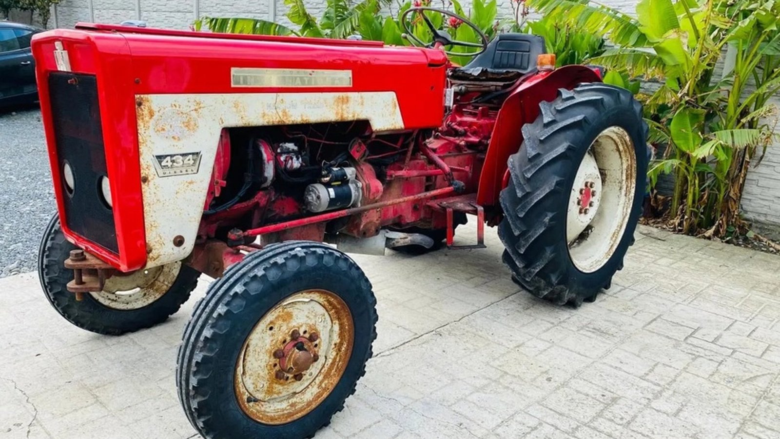 Traktor typu IHC 434, Gebrauchtmaschine w Bielefeld (Zdjęcie 2)