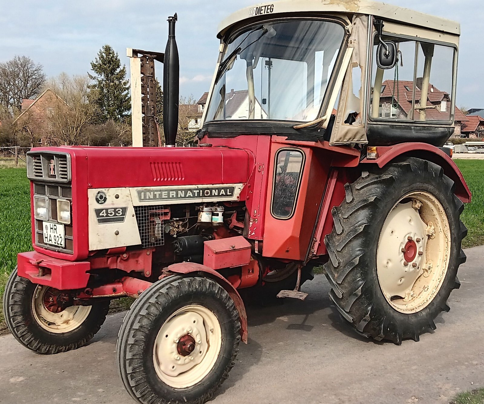 Traktor от тип IHC 453, Gebrauchtmaschine в Wabern (Снимка 3)