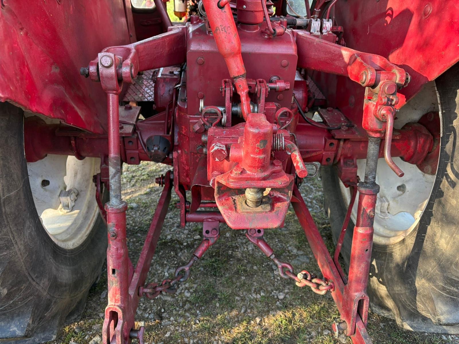 Traktor des Typs IHC 533 A, Gebrauchtmaschine in Pemfling (Bild 5)