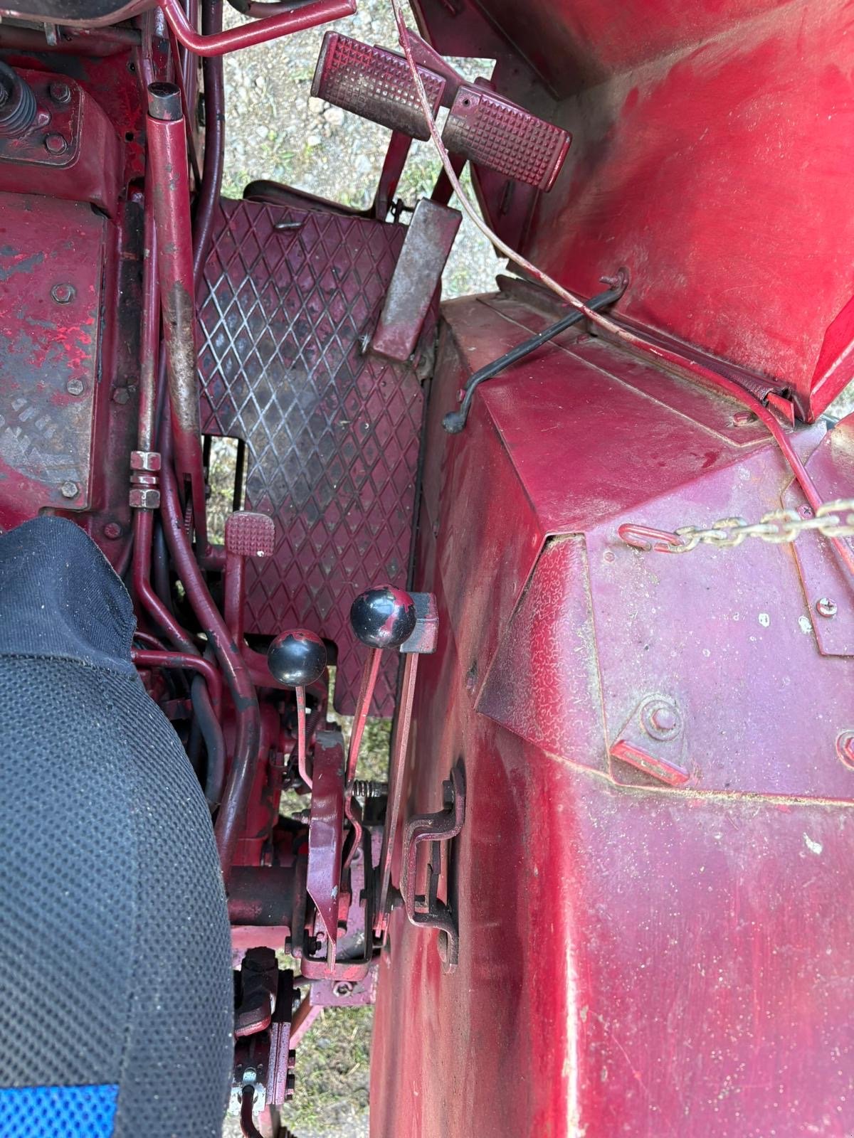 Traktor des Typs IHC 533 A, Gebrauchtmaschine in Pemfling (Bild 11)