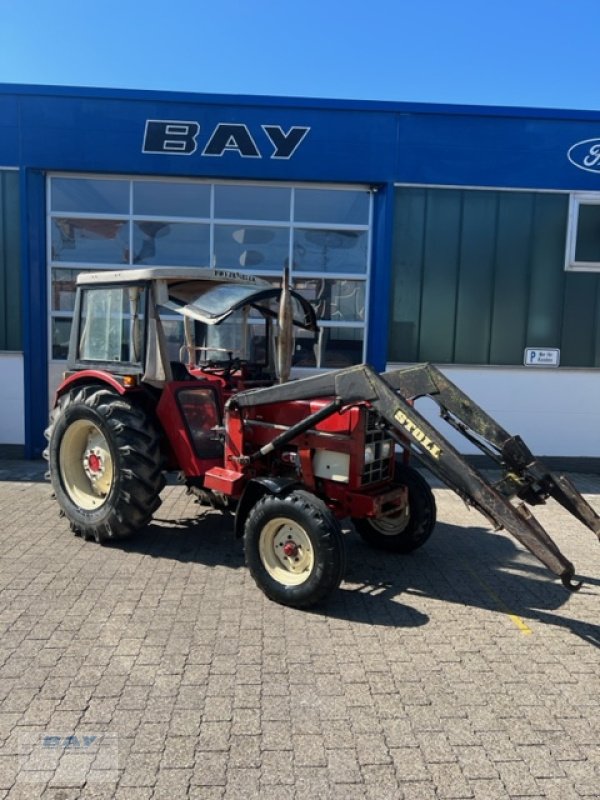 Traktor Türe ait IHC 633, Gebrauchtmaschine içinde Sulzbach (resim 1)