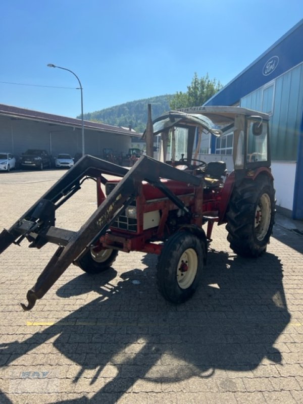 Traktor Türe ait IHC 633, Gebrauchtmaschine içinde Sulzbach (resim 3)
