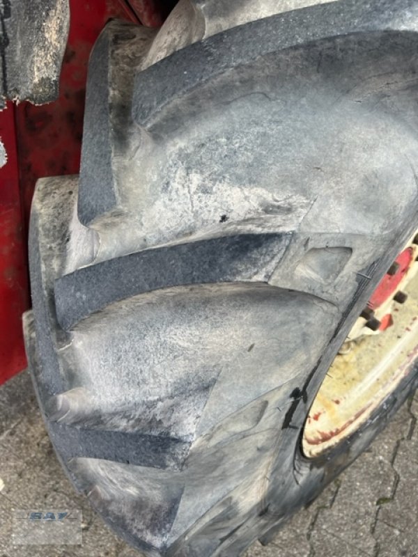 Traktor Türe ait IHC 633, Gebrauchtmaschine içinde Sulzbach (resim 12)