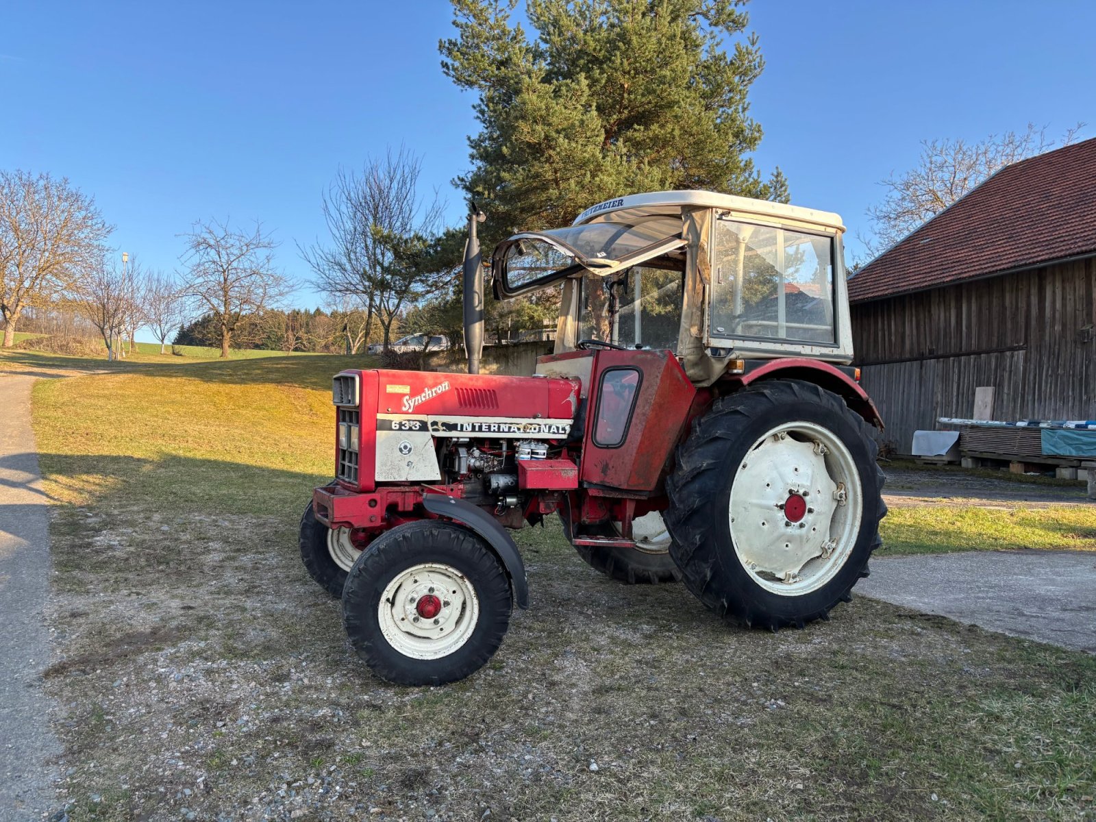 Traktor a típus IHC 633, Gebrauchtmaschine ekkor: Pemfling (Kép 1)