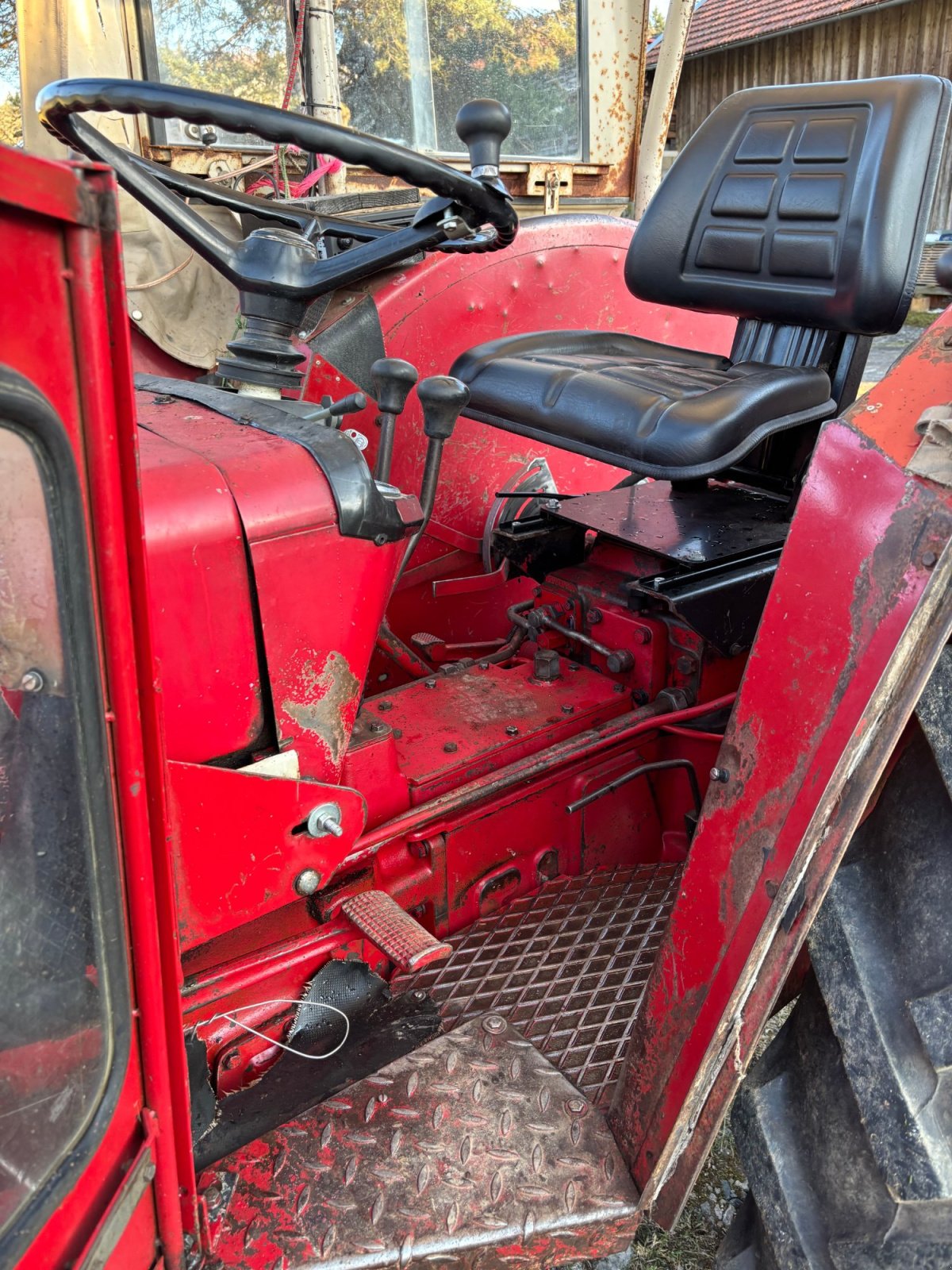 Traktor a típus IHC 633, Gebrauchtmaschine ekkor: Pemfling (Kép 8)