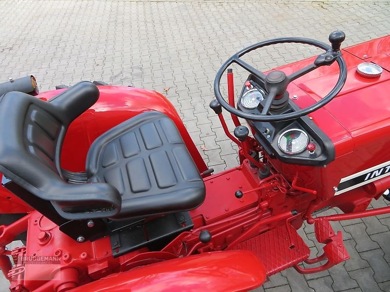 Traktor от тип IHC 633E Plantagentrecker, komplett restauriert, Gebrauchtmaschine в Meppen (Снимка 14)