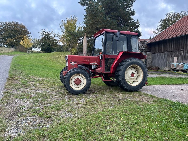 Traktor des Typs IHC 733 A, Gebrauchtmaschine in Pemfling (Bild 1)