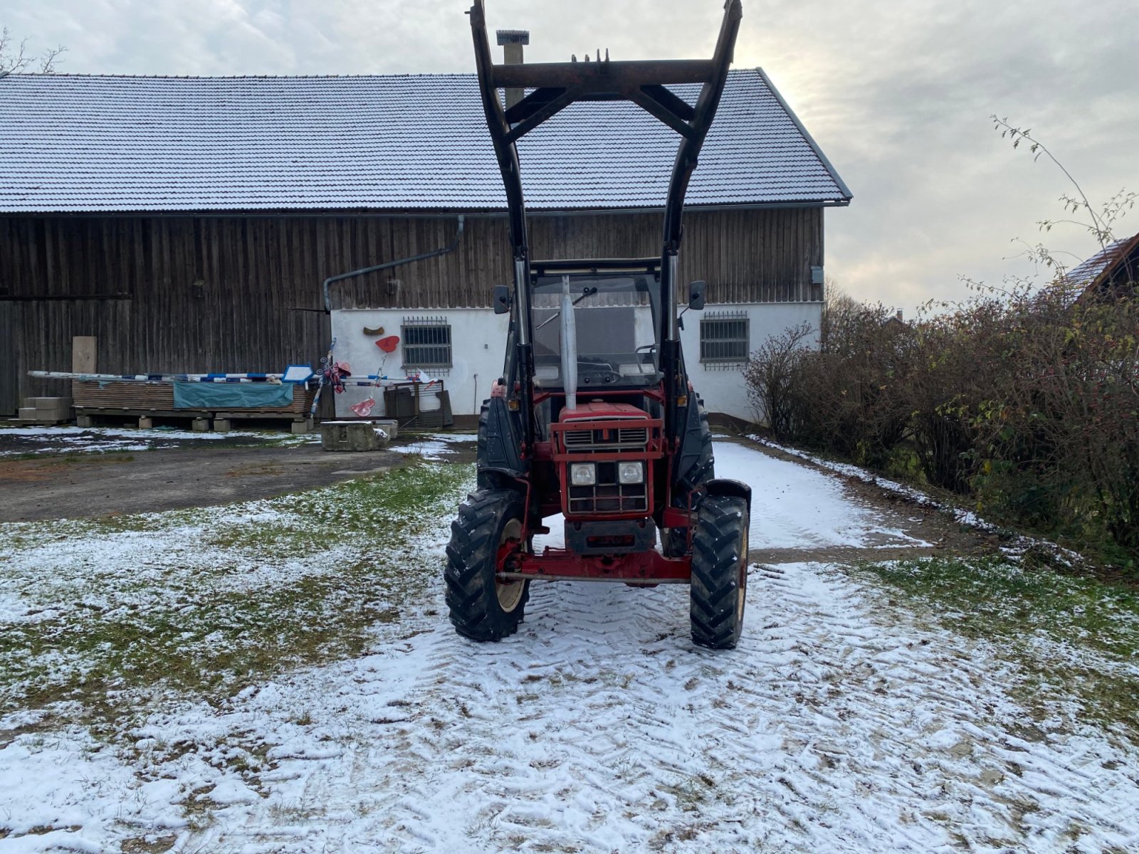 Traktor del tipo IHC 733 A, Gebrauchtmaschine en Pemfling (Imagen 2)