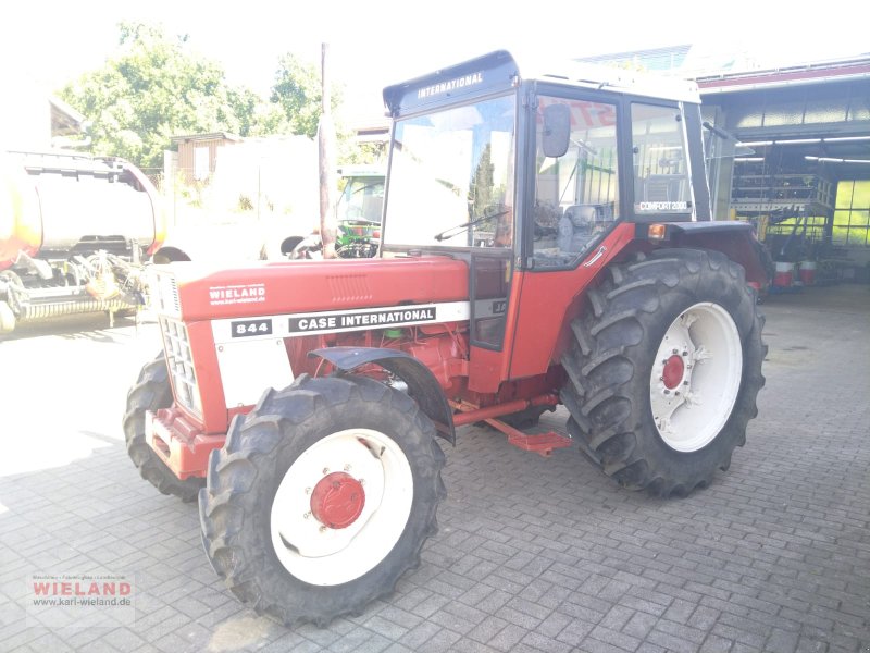 Traktor des Typs IHC 844 AS, Gebrauchtmaschine in Lossburg-Wittendorf (Bild 1)