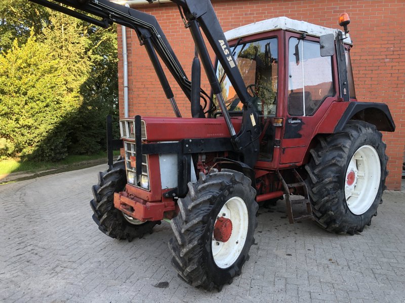 Traktor des Typs IHC 844 XL, Gebrauchtmaschine in Schweringen (Bild 1)