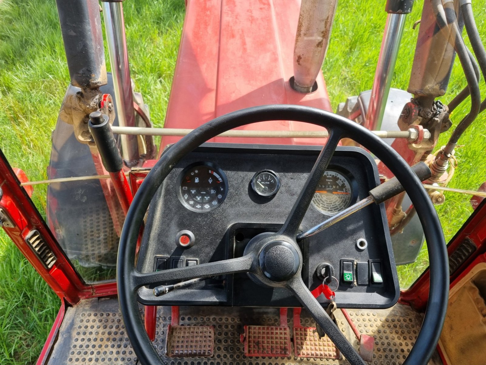 Traktor del tipo IHC 844 XL, Gebrauchtmaschine In Seinsheim (Immagine 14)