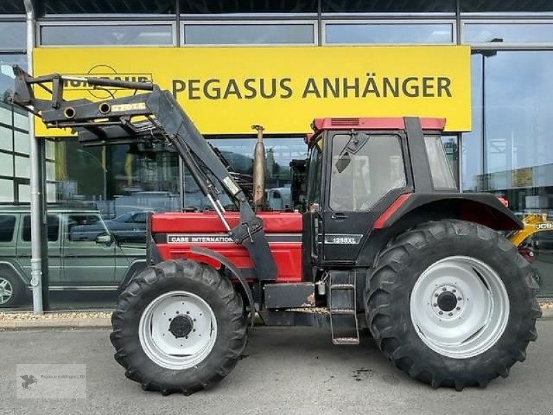 Traktor типа IHC Case 1255XL 40km/h Stoll-Frontlader Schlepper Traktor Oldtime, Gebrauchtmaschine в Gevelsberg (Фотография 1)