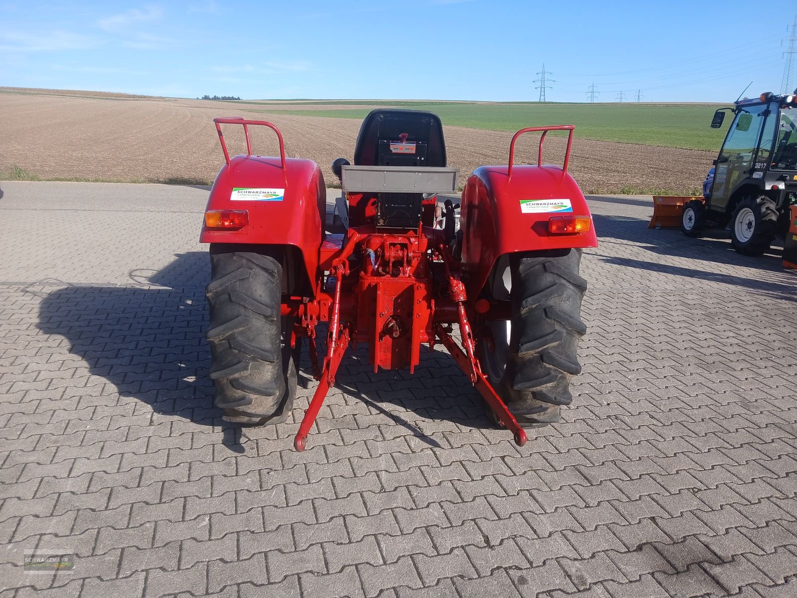 Traktor des Typs IHC Mc Cormick B 275 Oldtimer, Gebrauchtmaschine in Aurolzmünster (Bild 5)