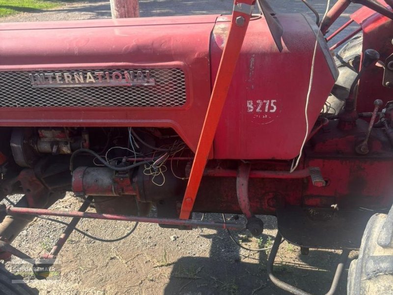 Traktor Türe ait IHC Mc Cormick International 275 Oldtimer, Gebrauchtmaschine içinde Gampern