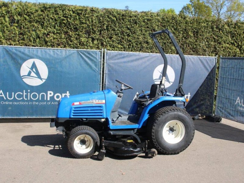 Traktor a típus Iseki 325 HST, Gebrauchtmaschine ekkor: Antwerpen