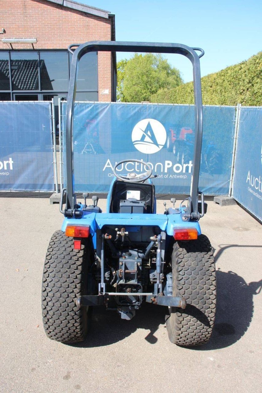 Traktor Türe ait Iseki 325 HST, Gebrauchtmaschine içinde Antwerpen (resim 4)