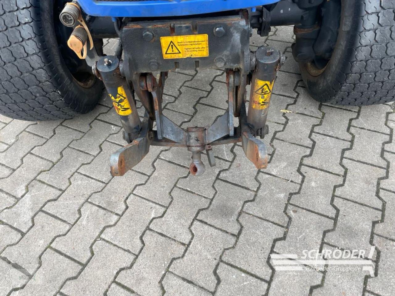 Traktor des Typs Iseki 5470, Gebrauchtmaschine in Wildeshausen (Bild 8)