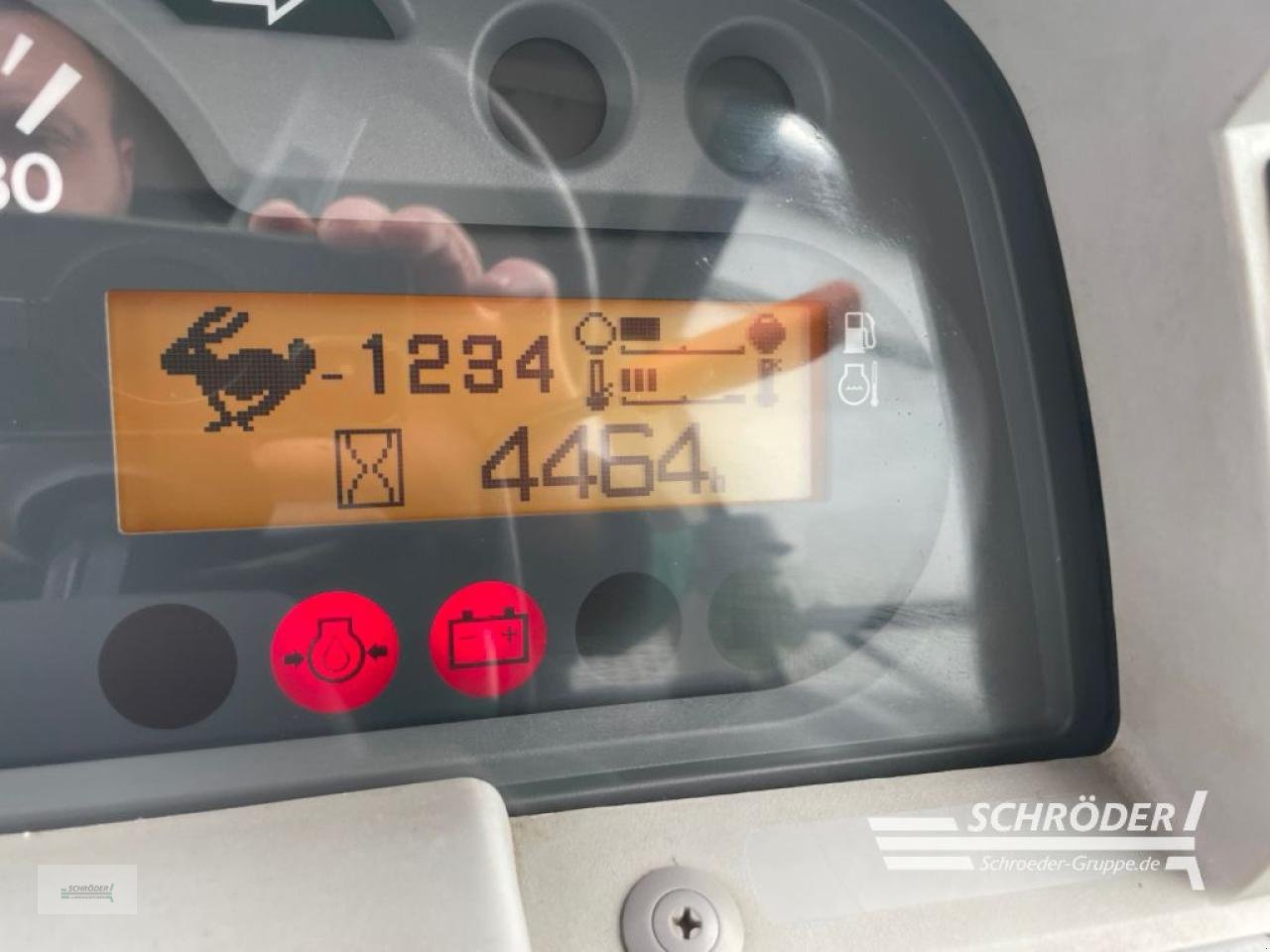 Traktor des Typs Iseki 5470, Gebrauchtmaschine in Wildeshausen (Bild 14)