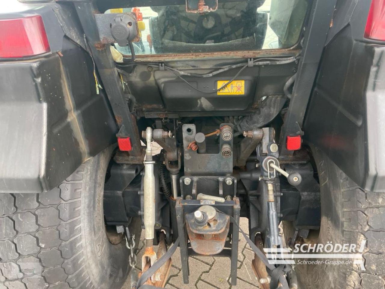 Traktor des Typs Iseki 5470, Gebrauchtmaschine in Wildeshausen (Bild 20)