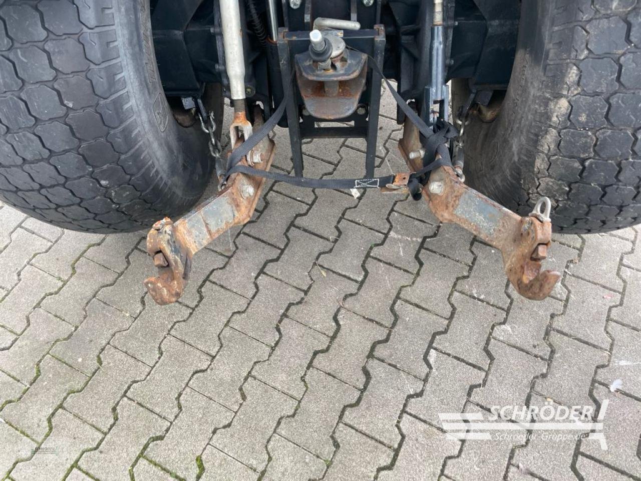 Traktor des Typs Iseki 5470, Gebrauchtmaschine in Wildeshausen (Bild 21)