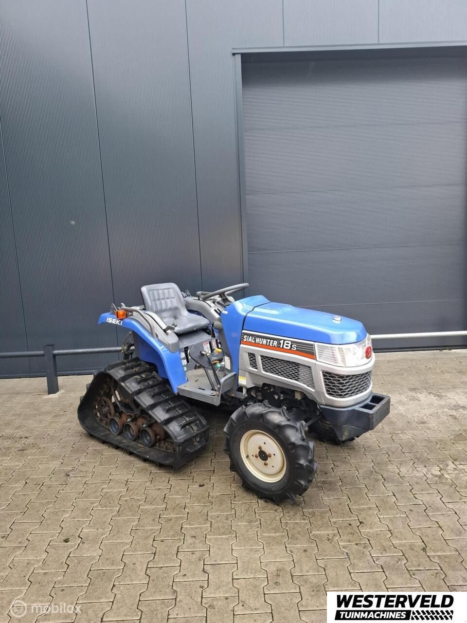 Traktor of the type Iseki Hunter 18s minitractor half rups 18 pk uniek!, Gebrauchtmaschine in Aalten (Picture 1)