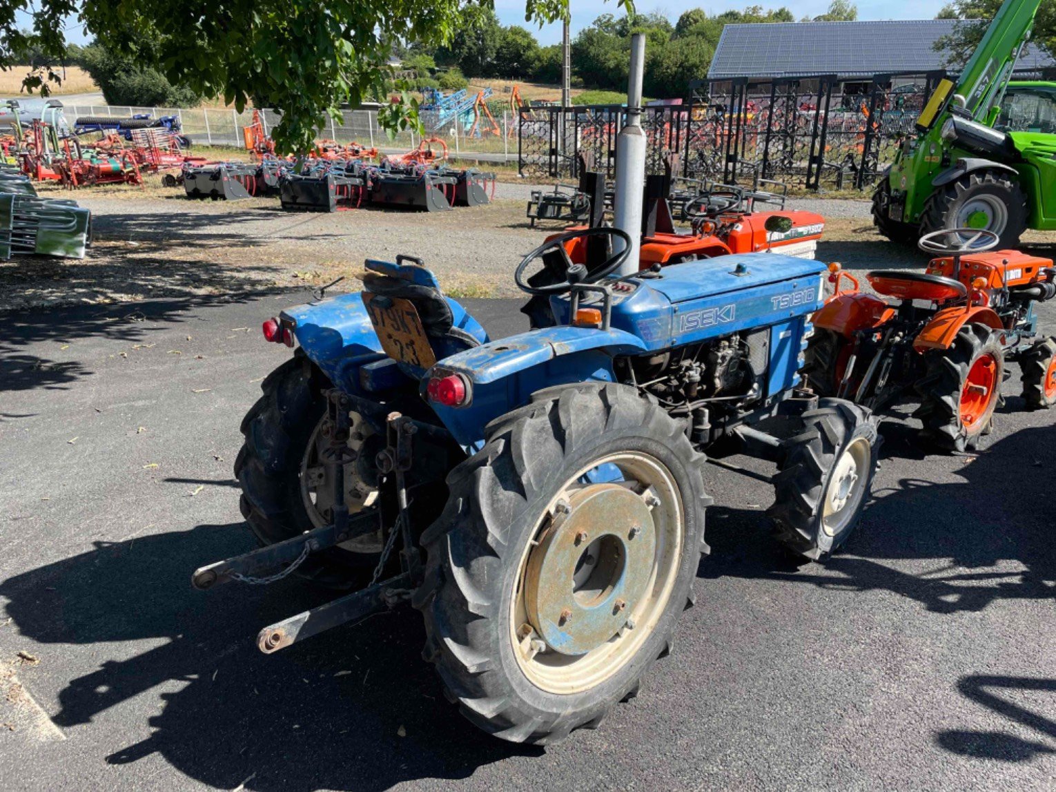 Traktor du type Iseki Micro tracteur Ts1910 Iseki, Gebrauchtmaschine en LA SOUTERRAINE (Photo 2)