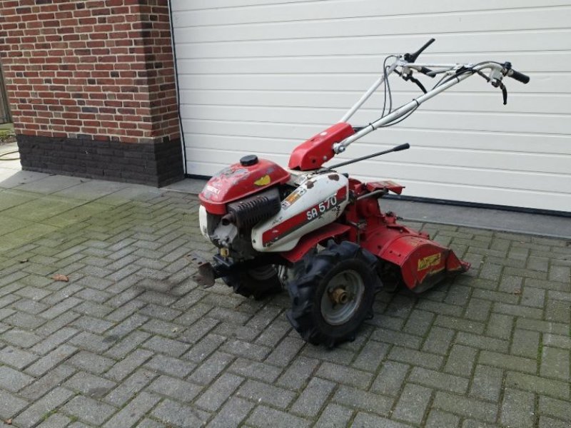 Traktor a típus Iseki SA570 Met tielburger frees, Gebrauchtmaschine ekkor: IJsselmuiden (Kép 1)