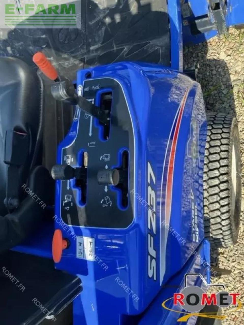 Traktor del tipo Iseki sf237hd152vr, Gebrauchtmaschine en GENNES-SUR-GLAIZE (Imagen 5)