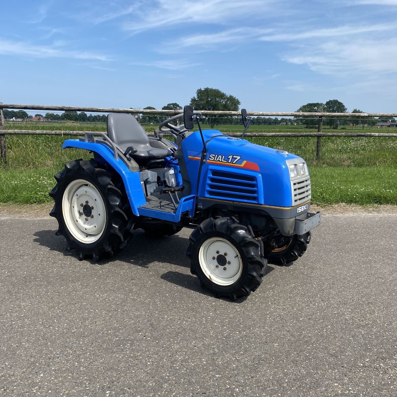 Traktor typu Iseki SIAL 17, Gebrauchtmaschine v Baarle Nassau (Obrázek 4)