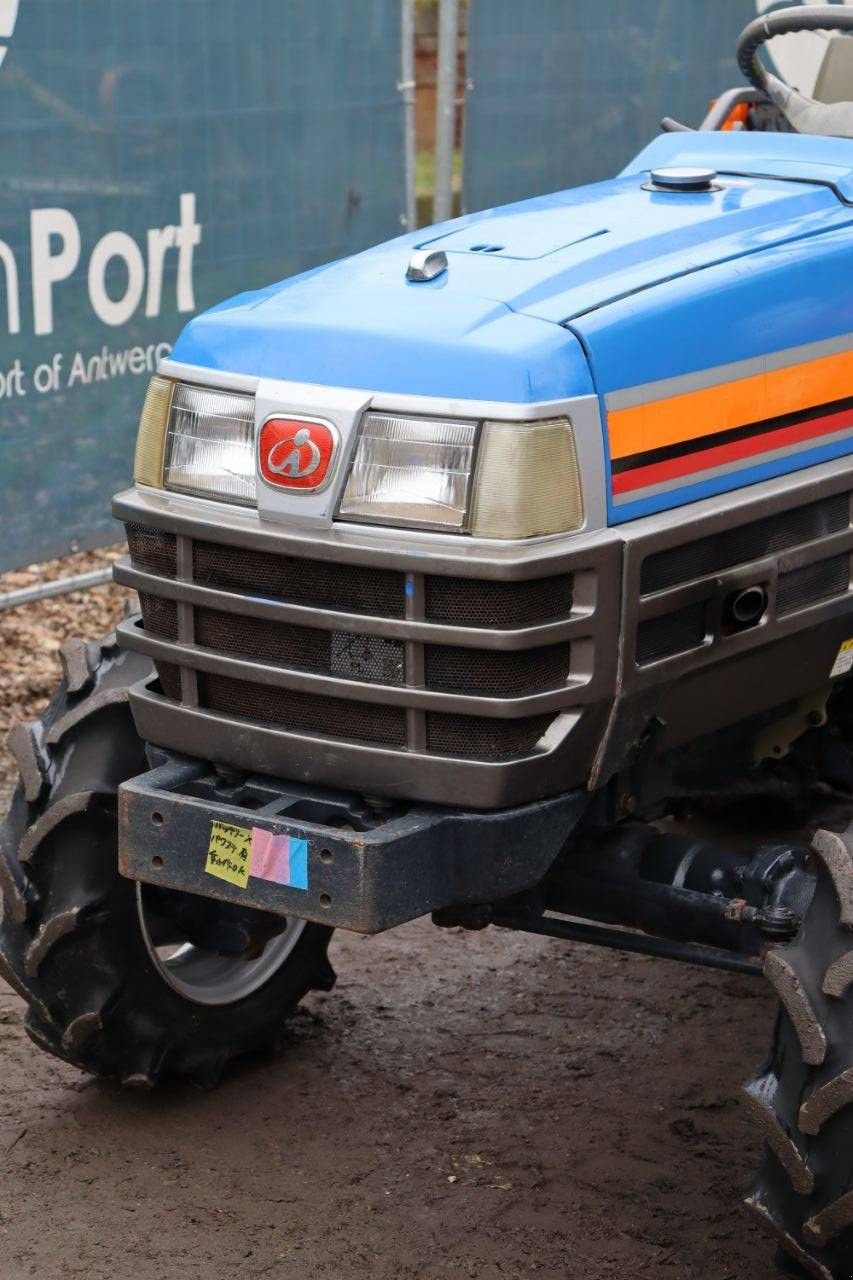 Traktor типа Iseki SIAL 223, Gebrauchtmaschine в Antwerpen (Фотография 11)