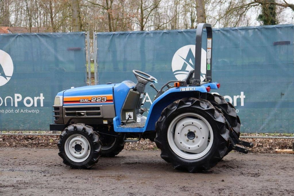 Traktor del tipo Iseki SIAL 223, Gebrauchtmaschine In Antwerpen (Immagine 3)