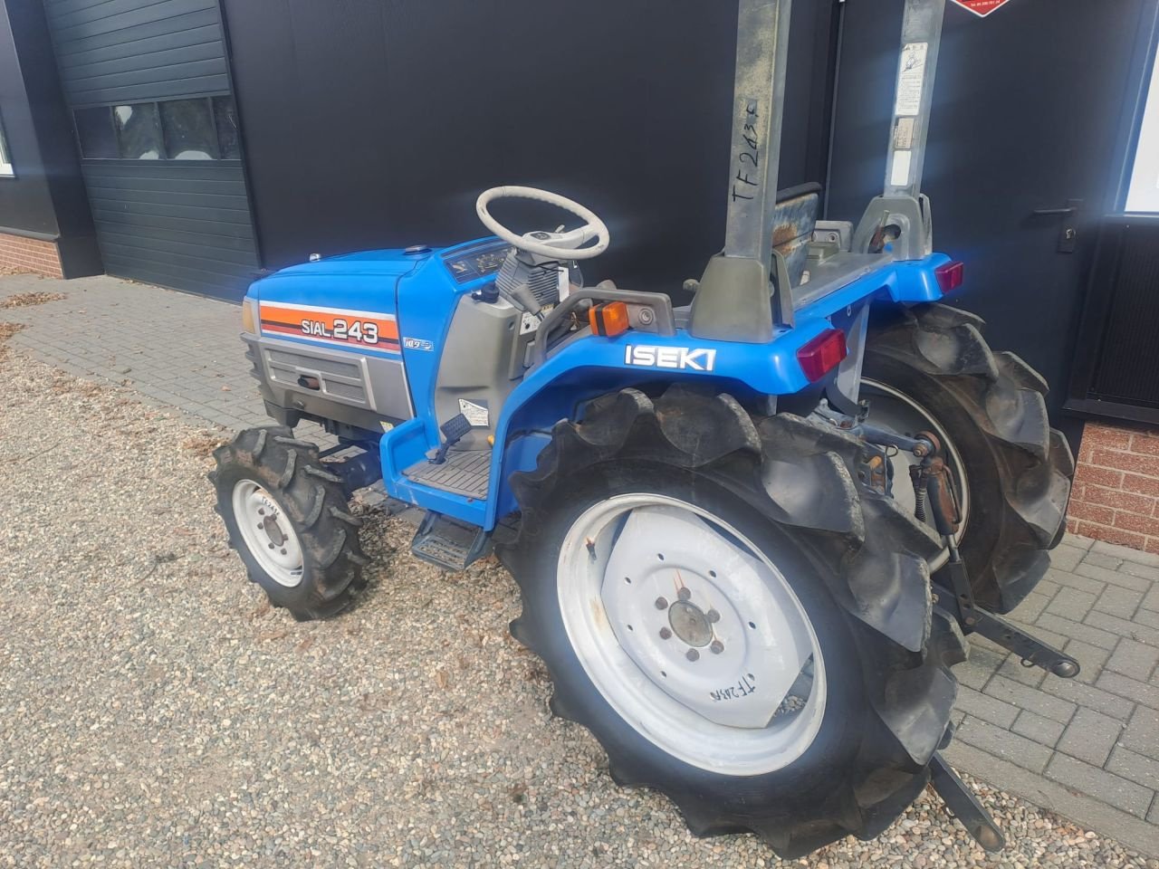 Traktor tipa Iseki Sial 223, Gebrauchtmaschine u Rhenen (Slika 4)