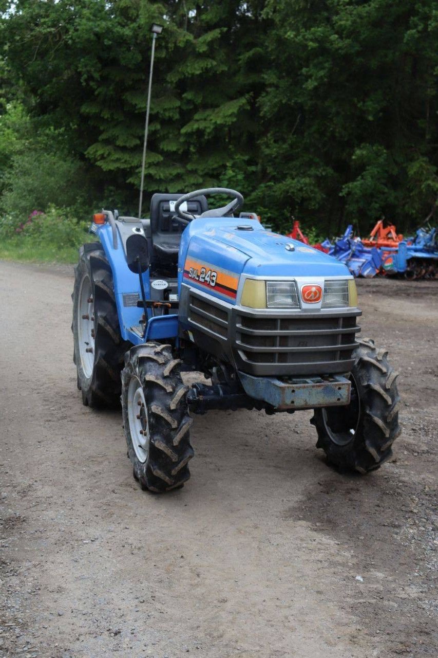 Traktor от тип Iseki SIAL 243, Gebrauchtmaschine в Antwerpen (Снимка 8)
