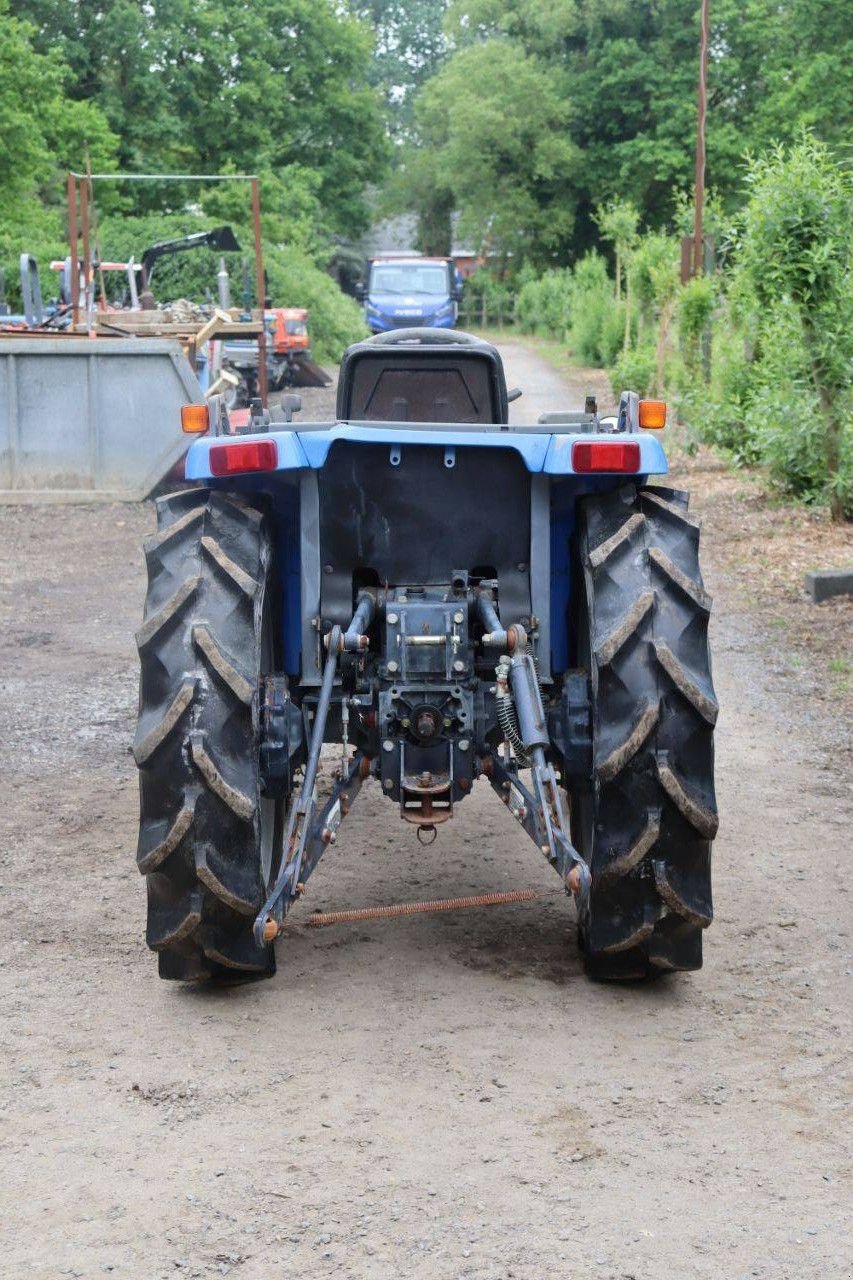 Traktor от тип Iseki SIAL 243, Gebrauchtmaschine в Antwerpen (Снимка 5)