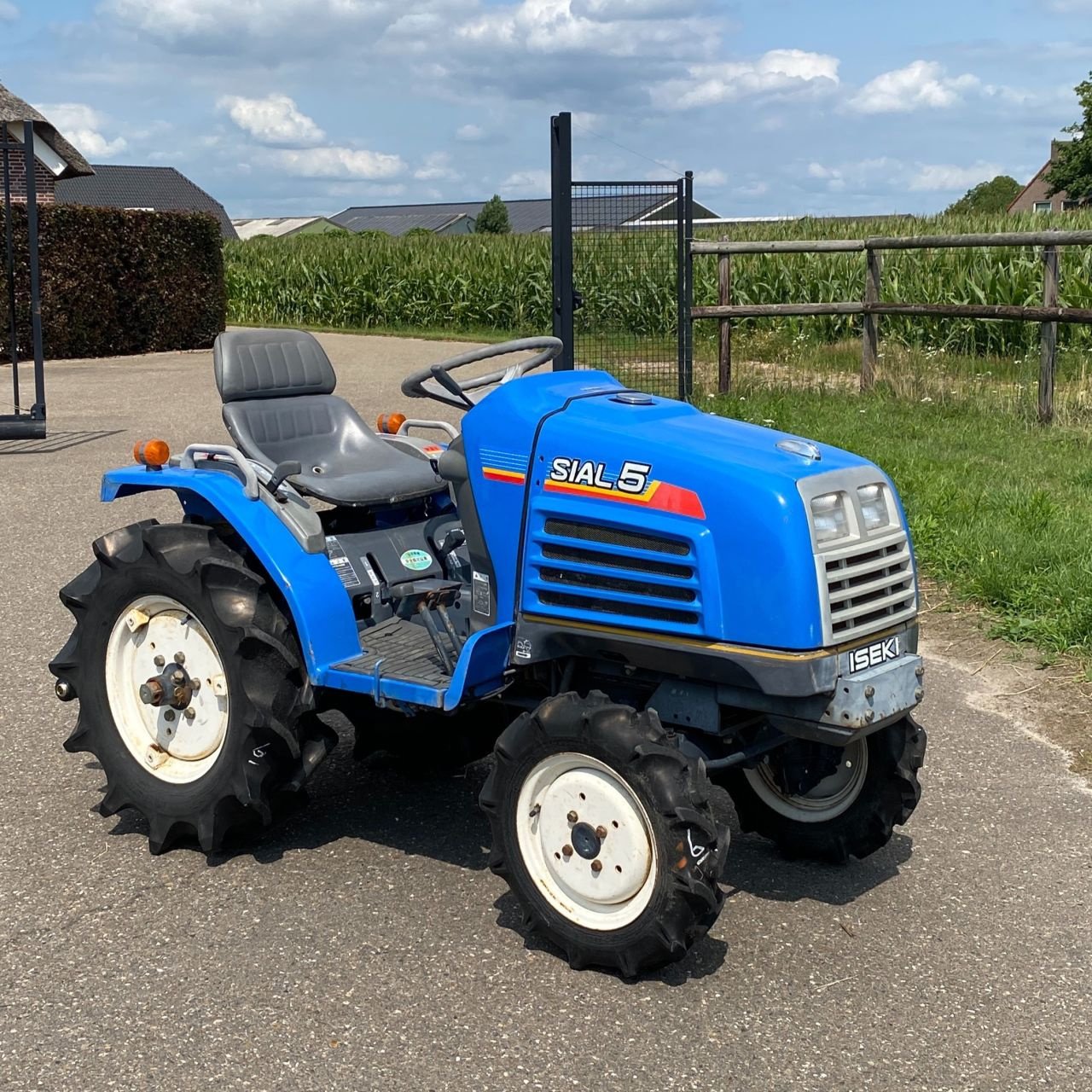 Traktor typu Iseki sial 5, Gebrauchtmaschine v Baarle Nassau (Obrázek 4)