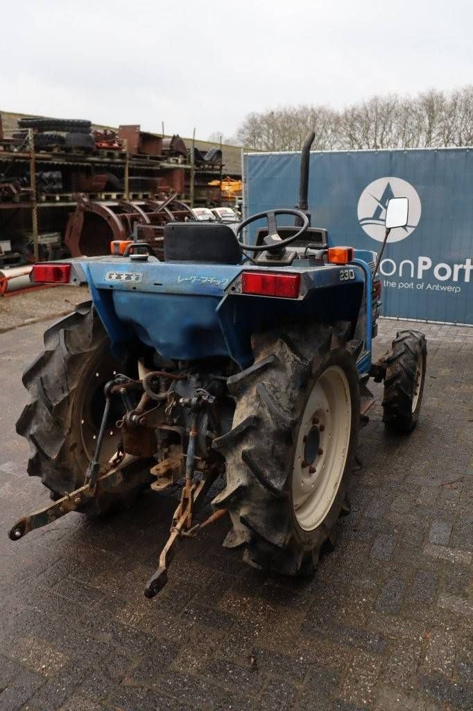 Traktor del tipo Iseki TA230F, Gebrauchtmaschine en Antwerpen (Imagen 7)