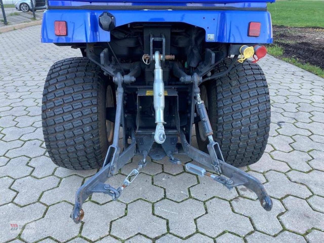 Traktor des Typs Iseki TGX 237 KEHRMASCHINE + SICHELMÄHER, Gebrauchtmaschine in Oyten (Bild 6)