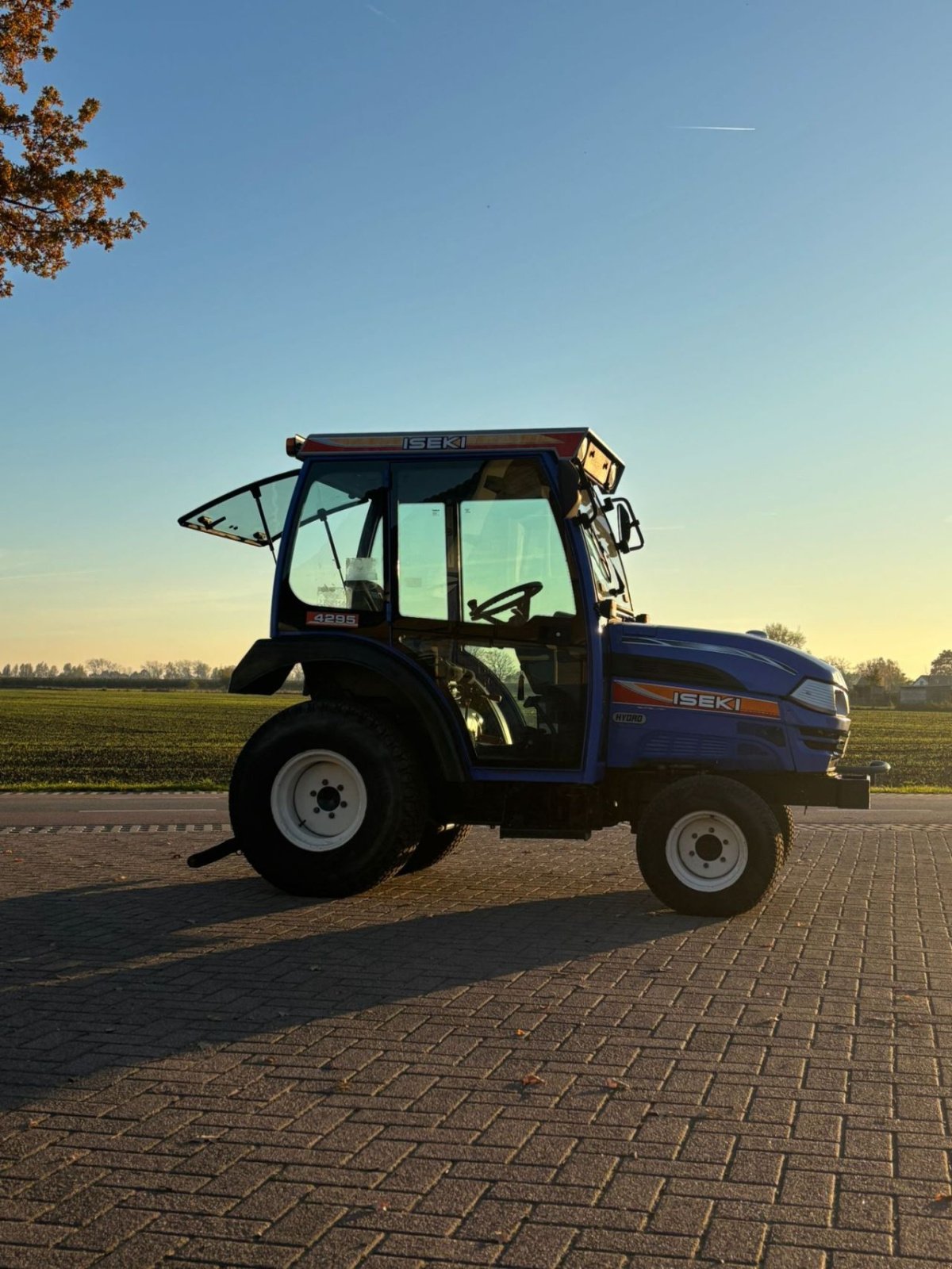 Traktor del tipo Iseki Th4295, Gebrauchtmaschine en Wadenoijen (Imagen 5)