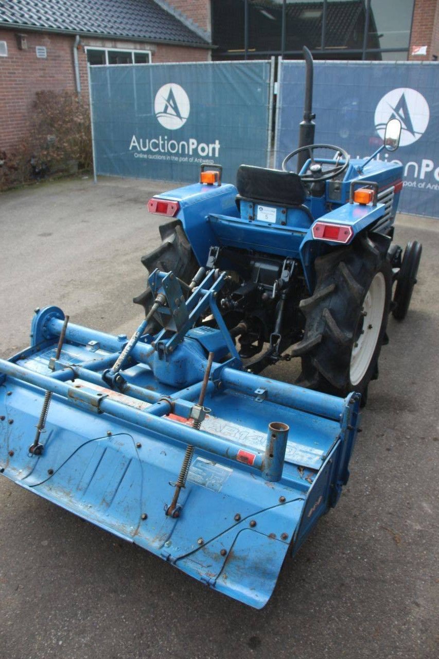 Traktor типа Iseki TL2100, Gebrauchtmaschine в Antwerpen (Фотография 5)