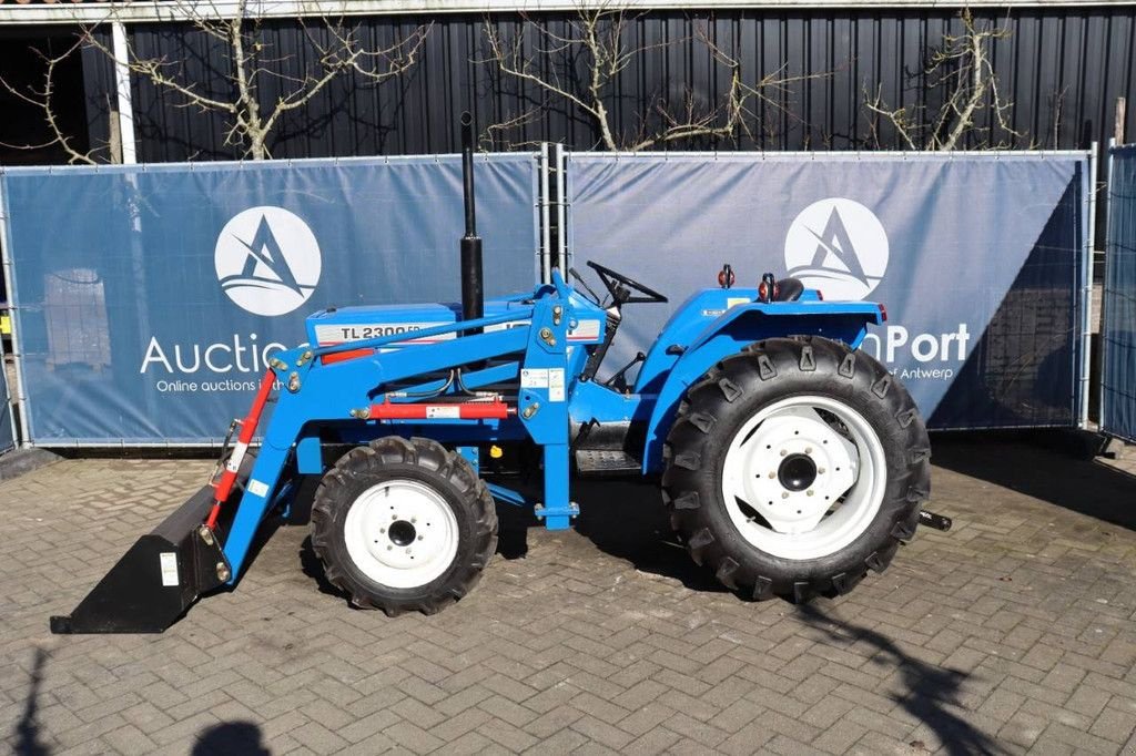 Traktor του τύπου Iseki TL2300FD, Gebrauchtmaschine σε Antwerpen (Φωτογραφία 2)