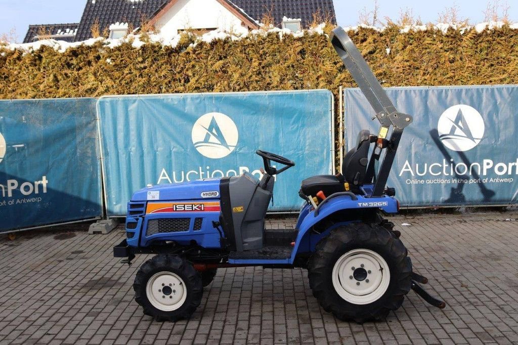 Traktor типа Iseki TM 3265, Gebrauchtmaschine в Antwerpen (Фотография 2)