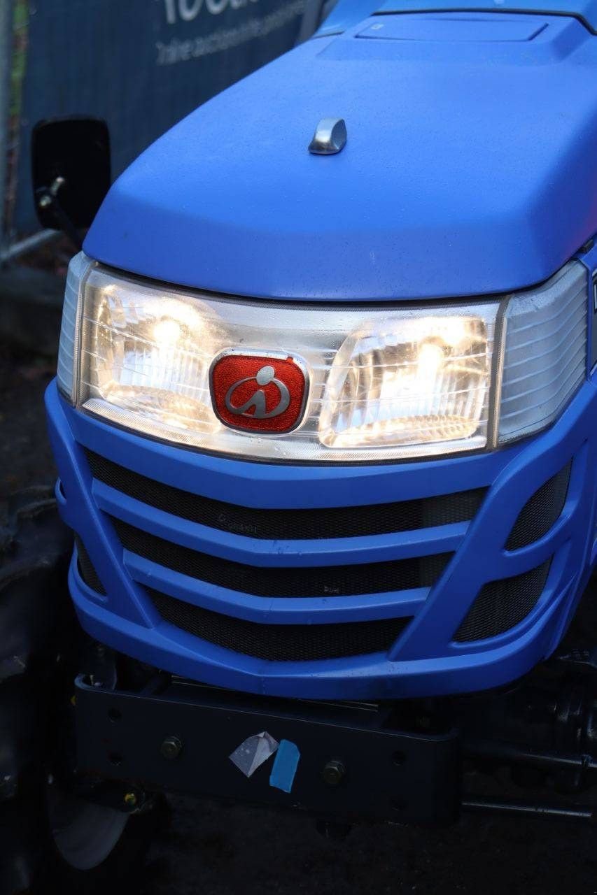 Traktor типа Iseki TM16, Gebrauchtmaschine в Antwerpen (Фотография 11)